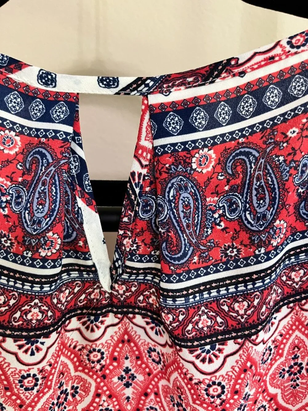 *Pink Rose Boho Paisley Print Casual Top Size Large